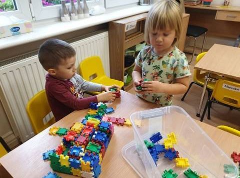 Gr I Pierwsze dni Maluszków w przedszkolu