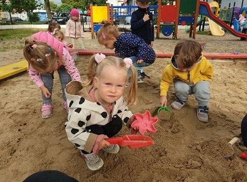 Gr I Pierwsze dni Maluszków w przedszkolu