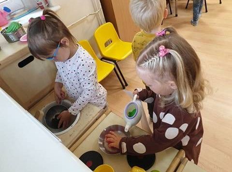 Gr I Pierwsze dni Maluszków w przedszkolu