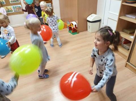 Gr I Pierwsze dni Maluszków w przedszkolu