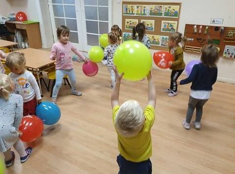 Gr I Pierwsze dni Maluszków w przedszkolu
