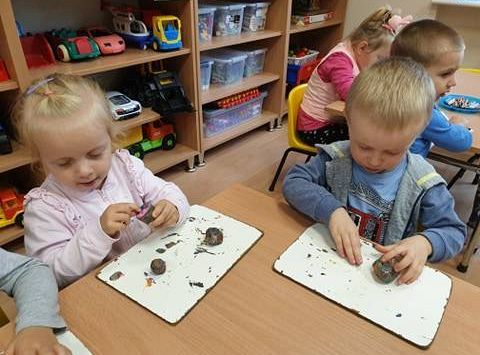 Gr I Pierwsze dni Maluszków w przedszkolu