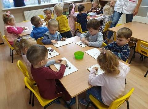 Gr I Pierwsze dni Maluszków w przedszkolu