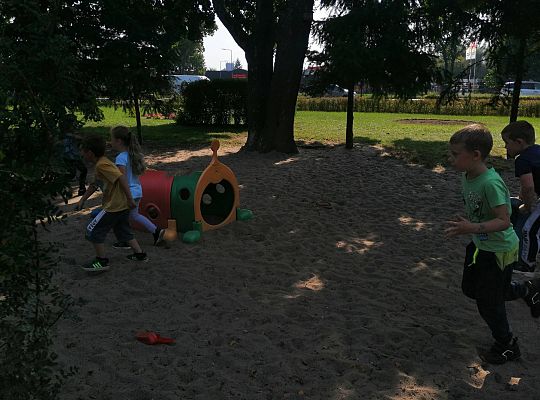 GR IV Zabawy na placu zabaw