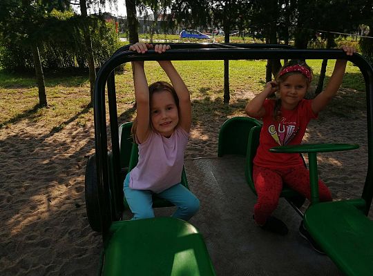 GR IV Zabawy na placu zabaw