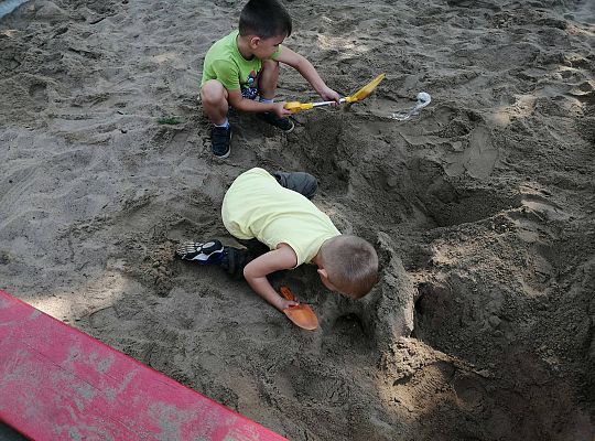 GR IV Zabawy na placu zabaw