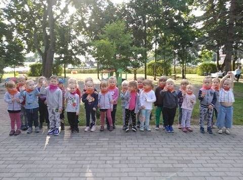 gr II Dzień Przedszkolaka- "Baw się zdrowo, na sportowo"