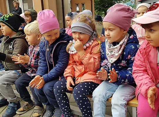 Teatrzyk "Szalona zebra z przejścia zbiegła"