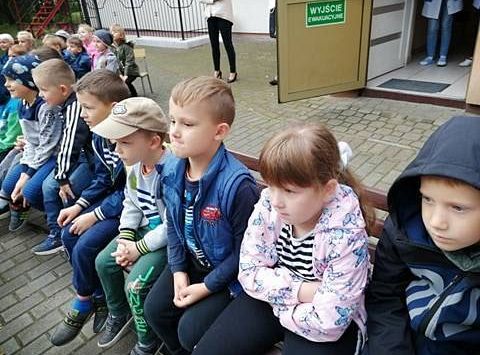 Teatrzyk "Szalona zebra z przejścia zbiegła"