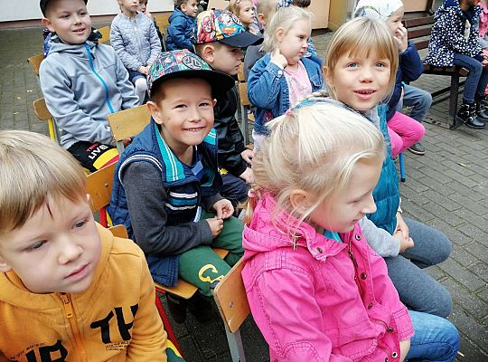 Teatrzyk "Szalona zebra z przejścia zbiegła"