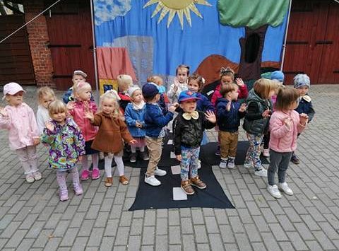 Teatrzyk "Szalona zebra z przejścia zbiegła"