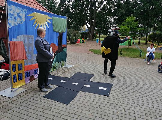 Teatrzyk "Szalona zebra z przejścia zbiegła"