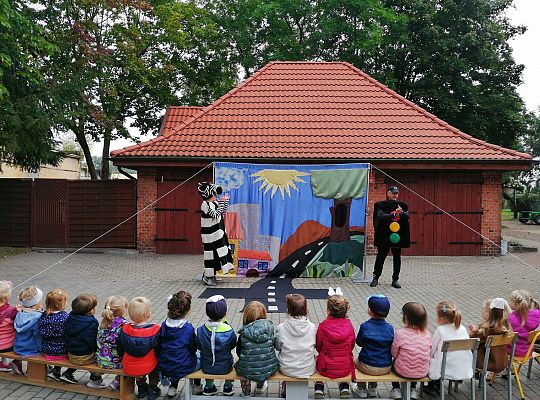 Teatrzyk "Szalona zebra z przejścia zbiegła"