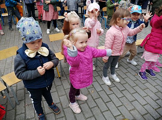 Teatrzyk "Szalona zebra z przejścia zbiegła"