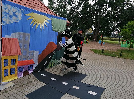 Teatrzyk "Szalona zebra z przejścia zbiegła"