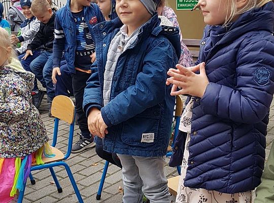 Teatrzyk "Szalona zebra z przejścia zbiegła"