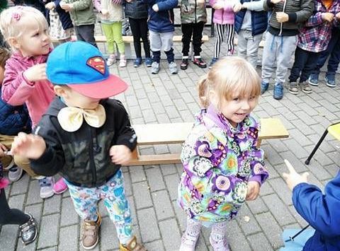 Teatrzyk "Szalona zebra z przejścia zbiegła"