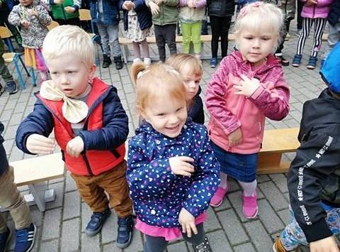 Teatrzyk "Szalona zebra z przejścia zbiegła"