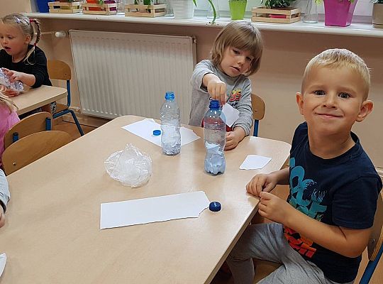 Gr II Muchomorek,muchomorek ma kapelusz w biały wzorek