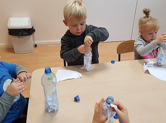 Gr II Muchomorek,muchomorek ma kapelusz w biały wzorek