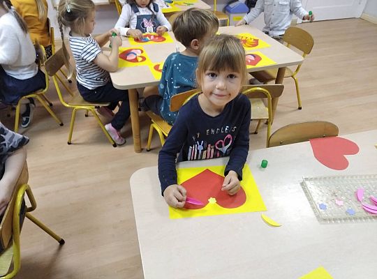 GR III Składamy serdeczne życzenia z okazji Dnia Edukacji Narodowej