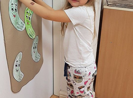 Gr II Ogórek, ogórek zielony ma garniturek