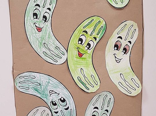 Gr II Ogórek, ogórek zielony ma garniturek