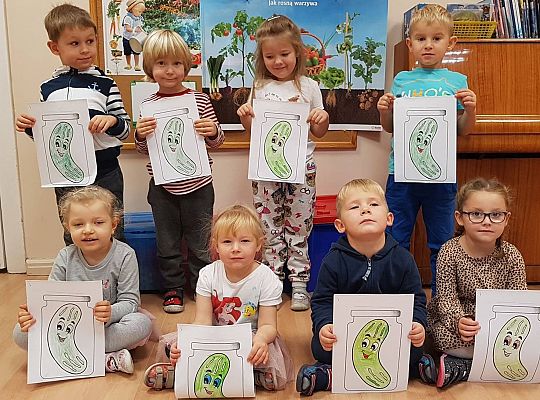 Gr II Ogórek, ogórek zielony ma garniturek