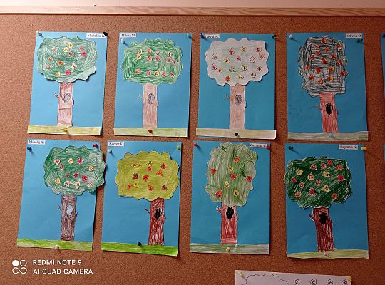 GR IV Praca techniczna "Jesienne drzewa"