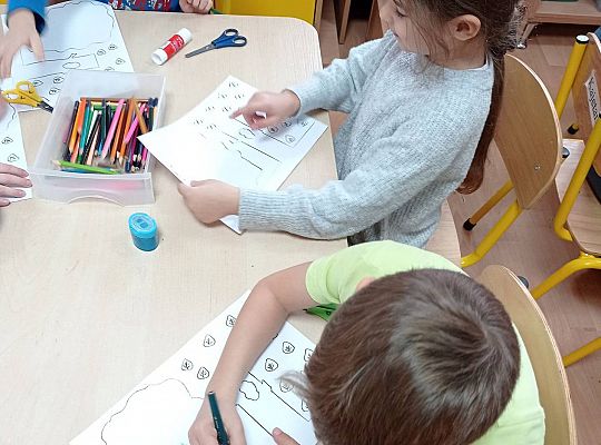 GR IV Praca techniczna "Jesienne drzewa"