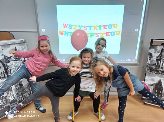 Gr IV Urodzinki Zuzi