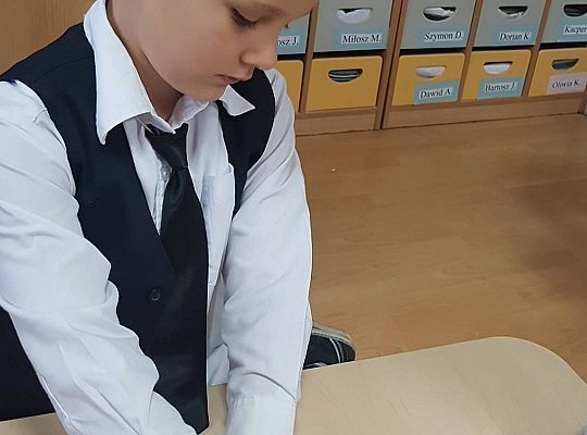 GR IV Praca techniczna - kotylion