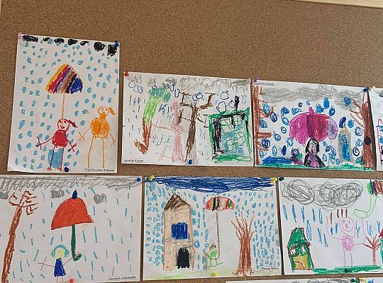 GR III " Spacer w deszczu" rysowanie pastelami, rozwijanie inwencji twórczej