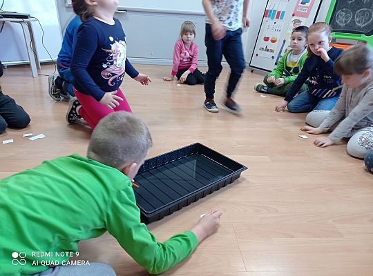 GR IV "Jesienna szaruga", "Jak powstaje fala"