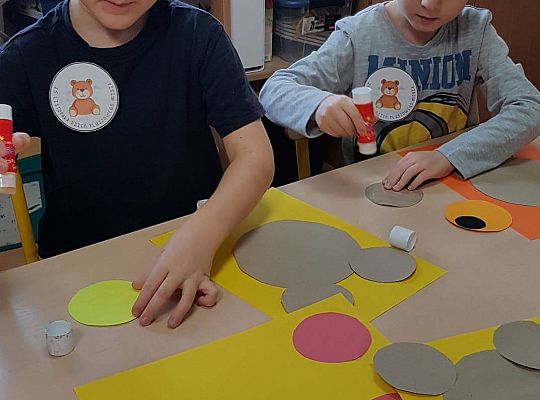 GR IV  "Dzień Pluszowego Misia" - filmik niespodzianka dla dzieci "Tygrysków"