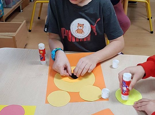 GR IV  "Dzień Pluszowego Misia" - filmik niespodzianka dla dzieci "Tygrysków"