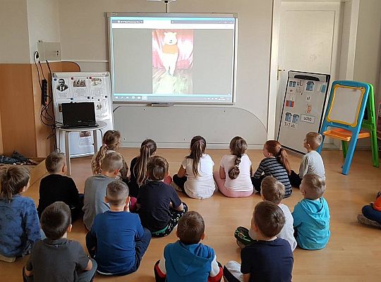 GR IV  "Dzień Pluszowego Misia" - filmik niespodzianka dla dzieci "Tygrysków"