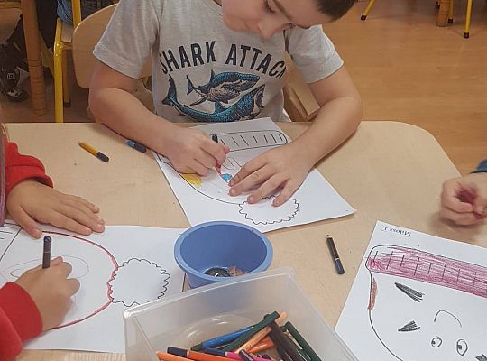 GR IV "Idzie zima" - praca plastyczna