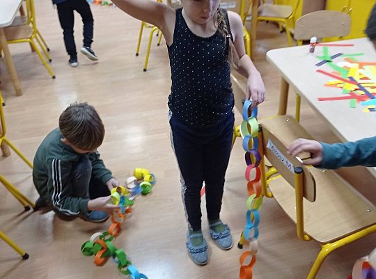 GR IV - Łańcuch na choinkę