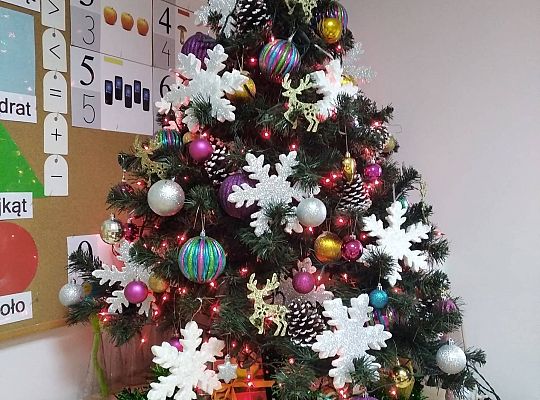 GR III Ubieramy Choinkę