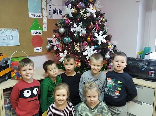 GR III Ubieramy Choinkę