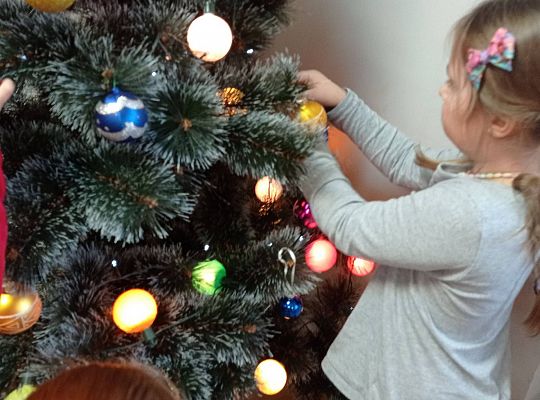 GR IV Ubieramy Choinkę