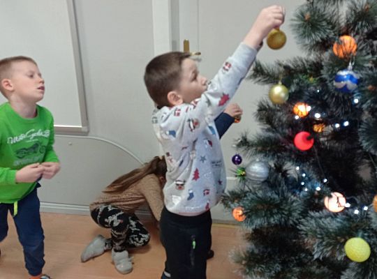 GR IV Ubieramy Choinkę