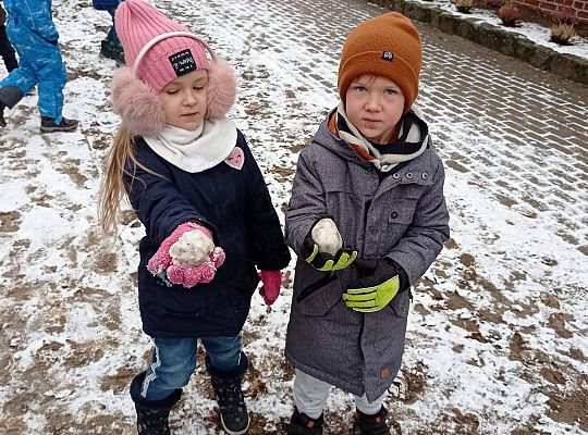 GR III Ferie - zabawy na placu zabaw