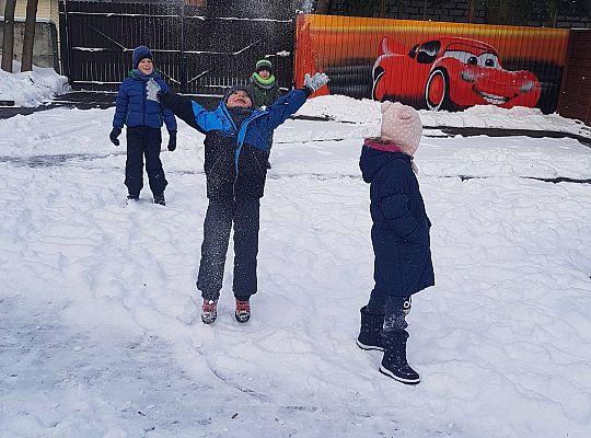 GR IV - Zabawy na śniegu