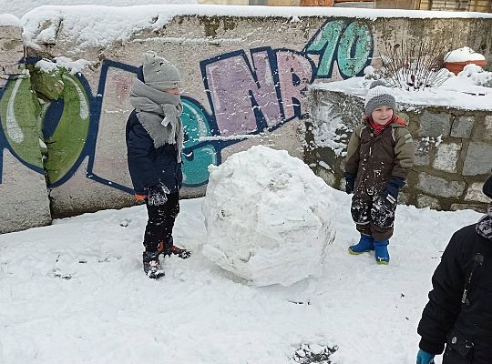 GR IV Lepimy Bałwany oraz śpiewamy zimową piosenkę