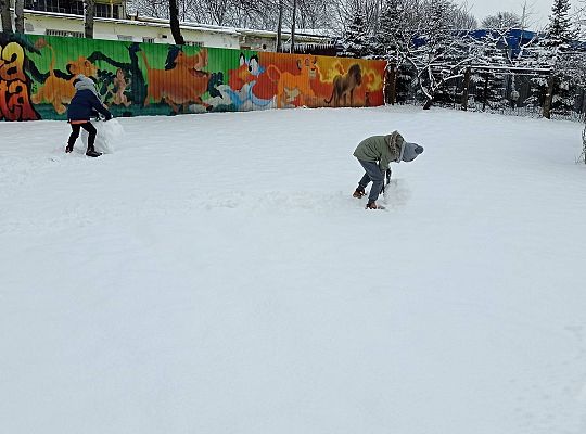 GR IV Lepimy Bałwany oraz śpiewamy zimową piosenkę