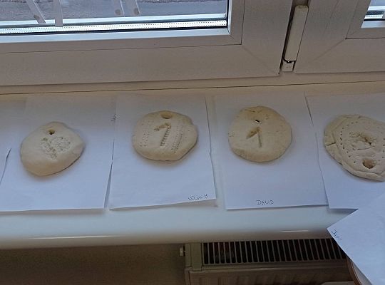 GR IV Medale z masy solnej