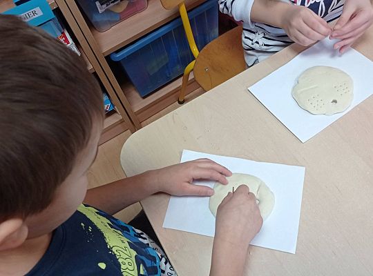 GR IV Medale z masy solnej