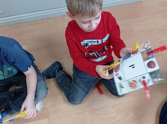 GR IV "Wyrazy na literkę?"